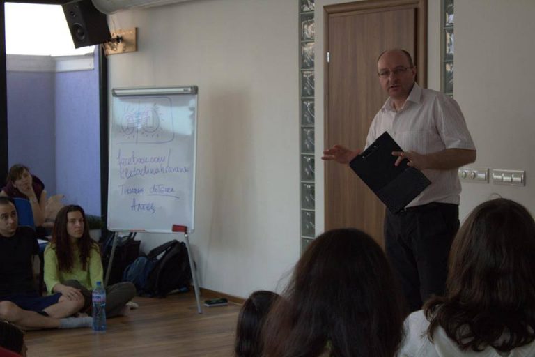 13219845 1214260421947657 1094197361 n 768x512