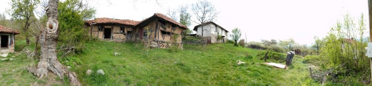 IMG 20190420 110656 pano 1 768x179