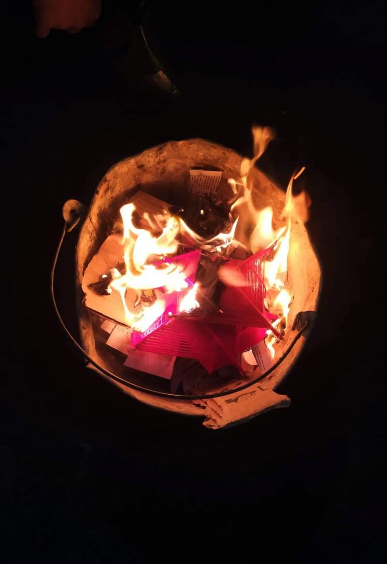 received 458819724808718 768x1119