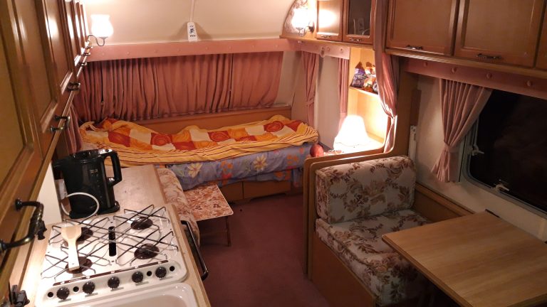 20191103 194523 768x432